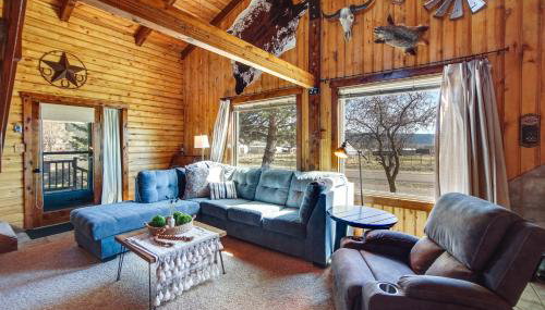 Mtn-View Cabin with Horse Pasture in Koosharem - Foto 1