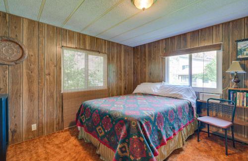 Cozy Salmon Home with Mountain Views and River Access - Foto 22