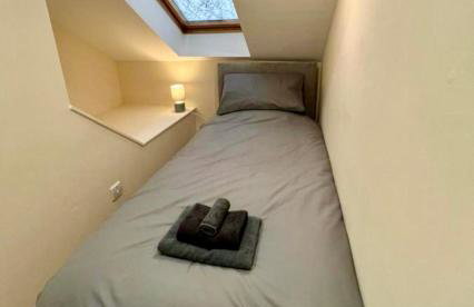 Cosy Penthouse suite happily sleeps up to five - Foto 4