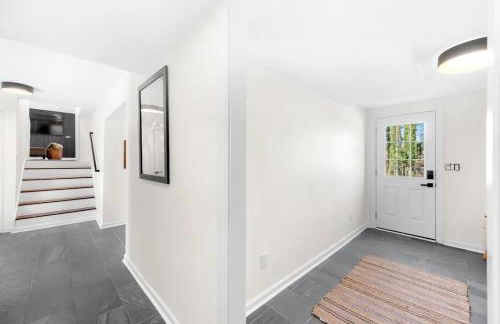 Outdoor Projector, Arcade, Fire Pit, 2 Car Garage, 2 Living Rooms - Foto 30