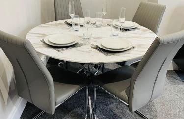 Serenity By The Sea, Stylish Two Bedroom Apartment Near The Beach, South Shields - Foto 6