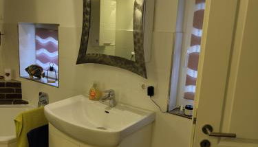 Kleines privates Zimmer im Jüterboger Stadtkern - Foto 3