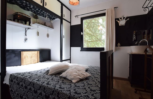 Chalet & Gypsy Caravan in Green & Peaceful Environment near Houffalize - Foto 8