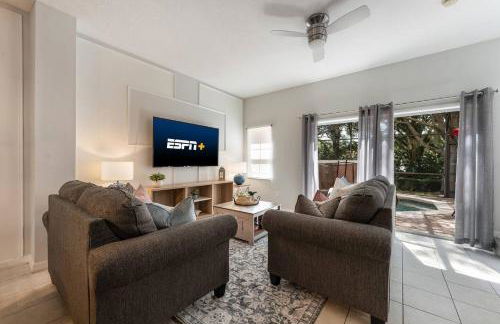 Stay Close to Disney in Your 3-Bedroom Haven - Foto 4