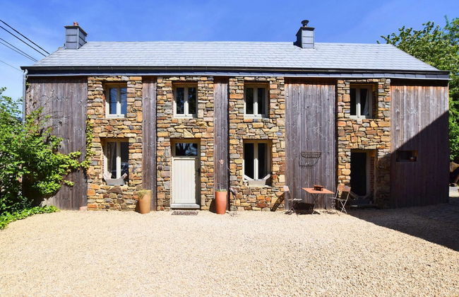 Relaxing Retreat Near Forests - Photo 33