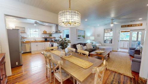 16 6th Avenue by Tybee Vacation Rentals - Foto 1