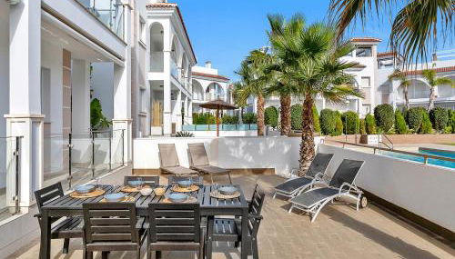 Newly Built Apartment with Direct Pool Access - Photo 3