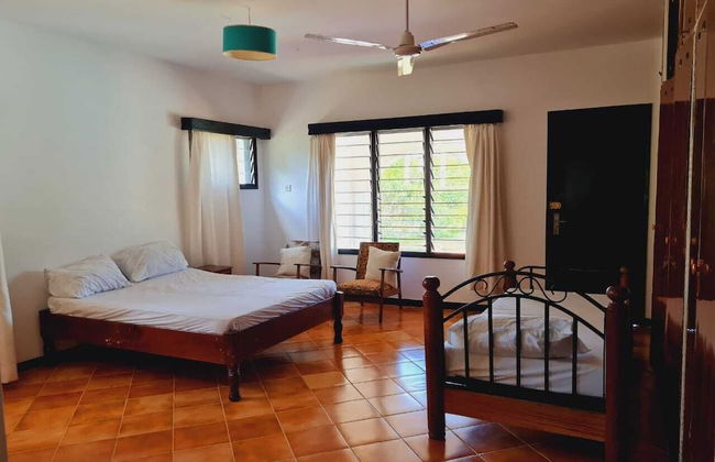 Lux Suites Sanuna Villas Diani - Foto 4