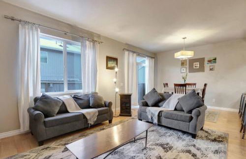 The Eastside Townhome Of Ophir - Photo 6