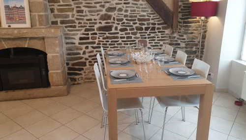 Maison de ville située à 8 kms du Mont St Michel - Foto 4