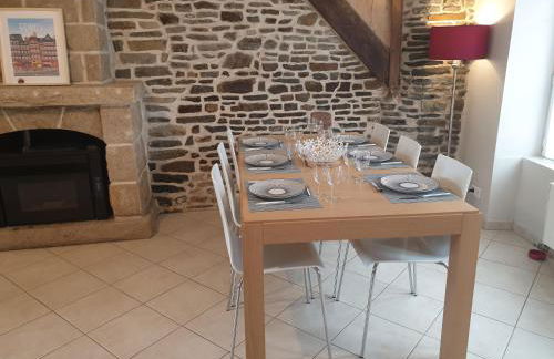 Maison de ville située à 8 kms du Mont St Michel - Foto 4