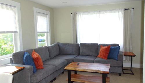 Comfortable Renovated 3 Bed Apartment - Foto 2