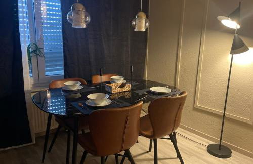 Stylisches City Apartment mit Balkon und Garage - Foto 17