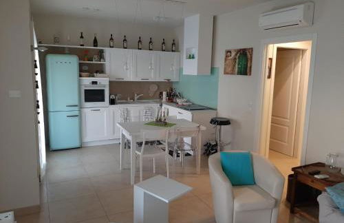 Nuova casa al lago con piscina - Foto 8