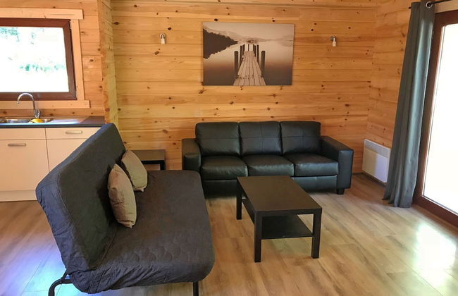 Modern, Wooden Chalet With Wood Burning Stove, in the Forest - Foto 24