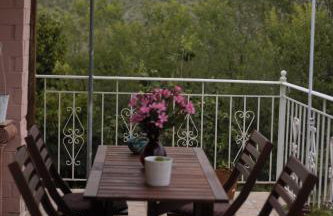 Countryside Cottage with Garden & Lake View - Photo 7