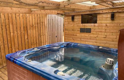 Winnie Cottage - Hot Tub, Games Room, Sauna, Large Garden - Foto 35