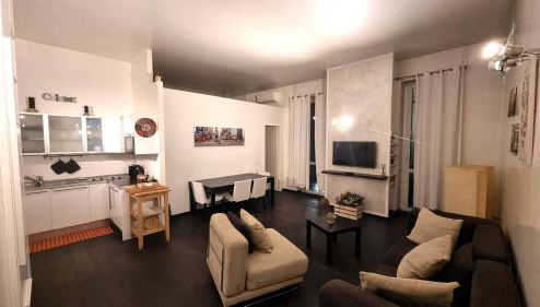 Intero appartamento fronte Ospedale San Raffaele - Foto 1