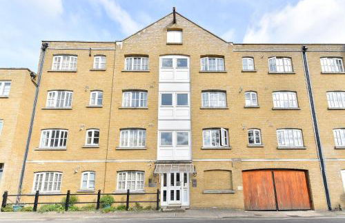 JOIVY Cozy apartment near National Theatre - Foto 22