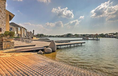 Modern Townhome with Patio, Next Door to Resort - Foto 22