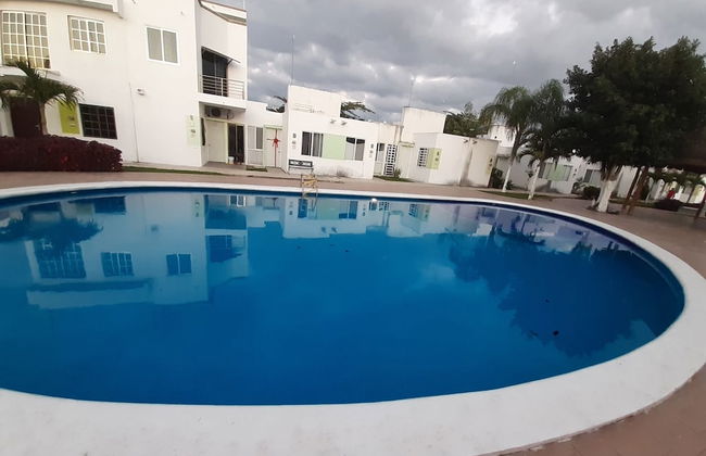 Excellent Space to Rest and Enjoy Your Vacation to the Fullest - Photo 1