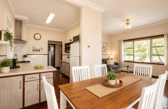 Driftwood Cottage - Photo 12