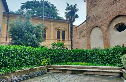 Ca' Spadoni, centro storico, piano terra, ingresso indipendente, teatro, parcheggio, - Foto 2