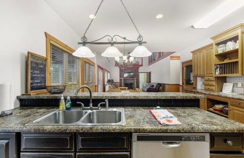 Arches - Artisan Home On The Main Body Of The Lake, 2 Covered Boat Slips - Foto 23