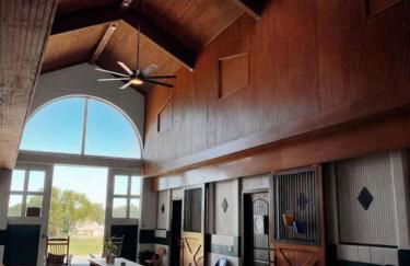 Rustic Stall B&B with Country Breakfast & Bonfires near Old Hickory Lake – Gallatin, Tennessee - Foto 17