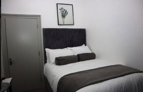 Entire Luxville 5 Bedroom Home - Foto 36