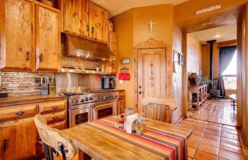 Mtn-View Adobe Home with Large Deck Near Prescott! - Foto 12