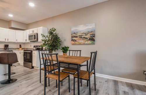 Newly renovated 4BR CozySuites - Foto 29