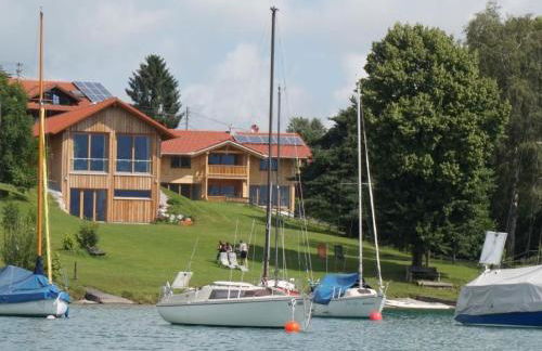 Apartment Chalet mit Blick auf das Wasser by Interhome - Foto 20