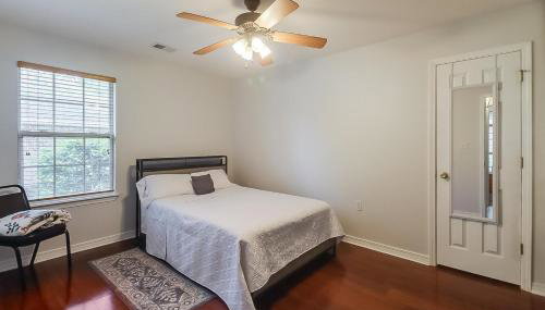 Long Beach Maple House - Photo 4