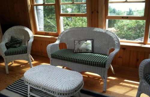 Charming Cottage Rental with Breathtaking Ocean Views on Peaks Island, Maine - Foto 16