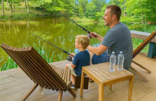 Lux Tiny House with Waterfront, Kayaks, Hot Tub, Arcade - Photo 46