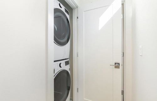 2BR 2BA Capitol Hill Cozy Haven- Rooftop - Foto 19