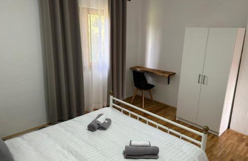 Seosko Imanje Na Obali Rijeke - Foto 35