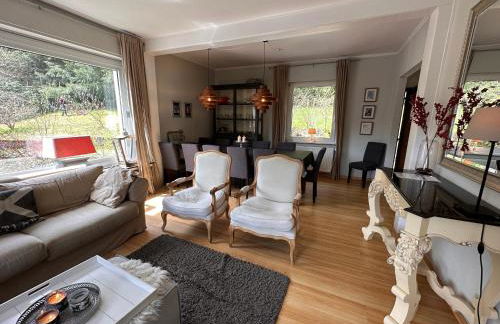 VILLA WALDHAUS WILLINGEN SAUERLAND - Charming Villa near Forest for 12 Guests with Huge Garden - Nearby Winter Sports Area with Ski Slope - Hiking and Nature - Foto 30