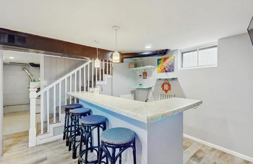 2 Mi to Beach! Hot Tub Haven in Michigan City - Foto 27