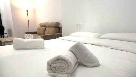 ZONA LUXURY 1 a 5 min de la ESTACIÓN DE BUS Y TREN MARÍA ZAMBRANO - Foto 4