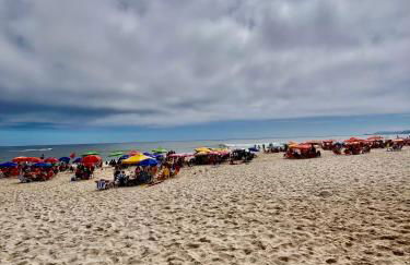 Barra Mares-apto p 4 pessoas em frente ao posto 4 Barra - Foto 32