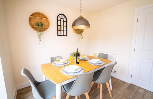 3 Beds with off-street parking for 2 cars, fast Wifi, sleeps 6 - Foto 21