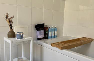 Deluxe Inn - Felling - Foto 44