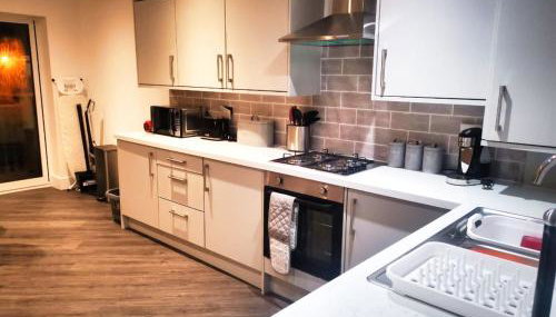 2 Bed Bungalow - Parking - New Build - High End Furnishings - Wheel Chair Accessible - Large Enclosed Garden - Dog Friendly - Foto 5