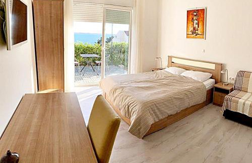 House Natali 70m from the beach - free EV top up - Photo 15