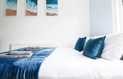 Spacious 4-Bed Home, Perfect Stay with Free WiFi - Foto 65