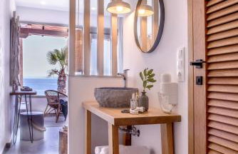 Laia Seafront Luxury Apartments - Photo 13