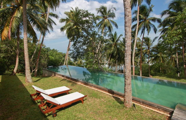 Sustainably Designed Villa Overlooking Indian Ocean - Photo 3