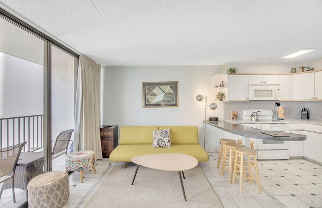 High Rise Ocean View Waikiki Condo, FREE Parking & Wi-Fi by Koko Resort Vacation Rentals - Foto 19